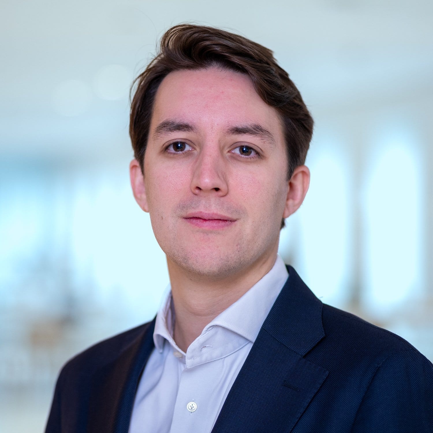 Portretfoto en zakelijke foto van een medewerker, door fotograaf in Capelle aan den IJssel en Rotterdam